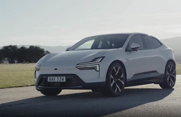 升级100kWh电池/Brembo制动卡钳等 2025款极星Polestar 4实车亮相