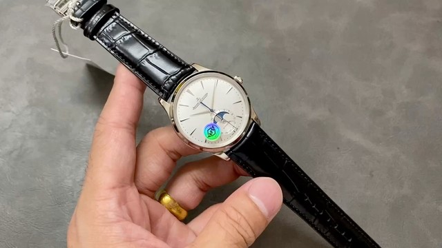 积家超薄月相大师腕表设计亮点，新款表面更显气质