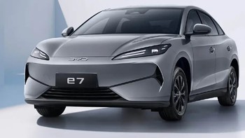 限时9.88万就能买到中型车？比亚迪e7上市，三个版本怎么选？