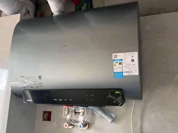 水质洁净,智能操控,这款热水器绝了