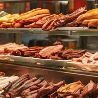 为啥现在买熟食的少了？行家：一斤鲜牛肉煮出一斤半，你猜啥原因