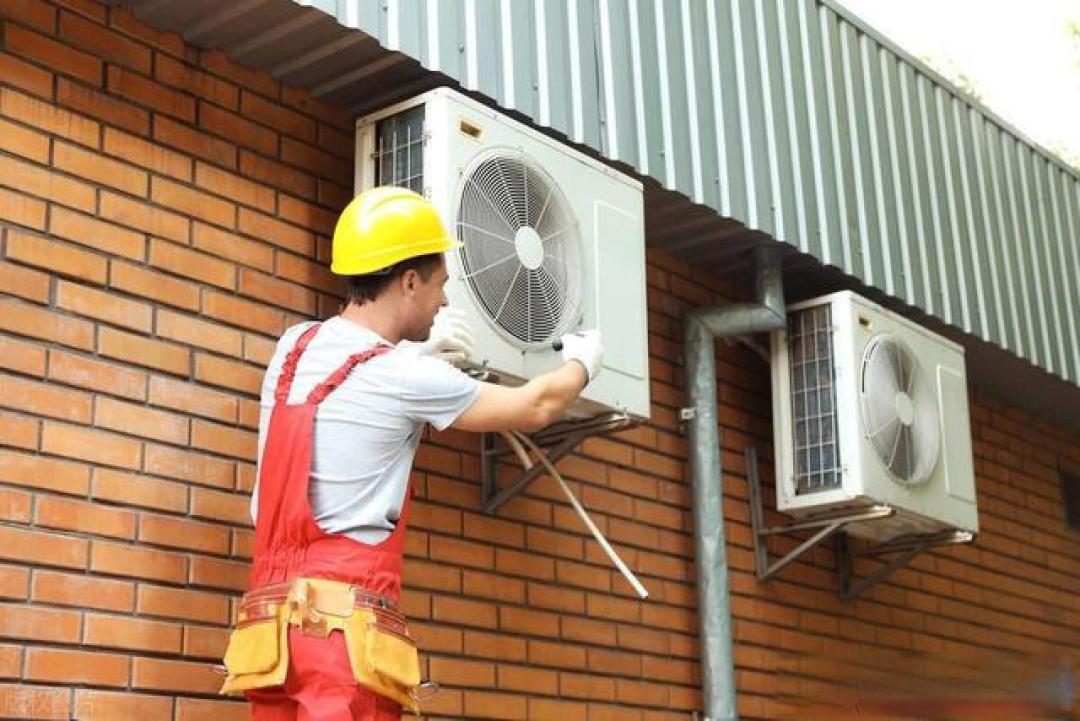 空调外机安装雷区全解析:法律纠纷、技术规范与安全要点