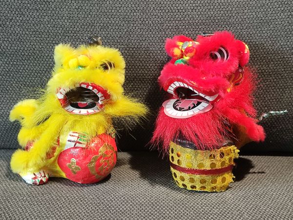 佛山石湾传统工艺摇头狮子