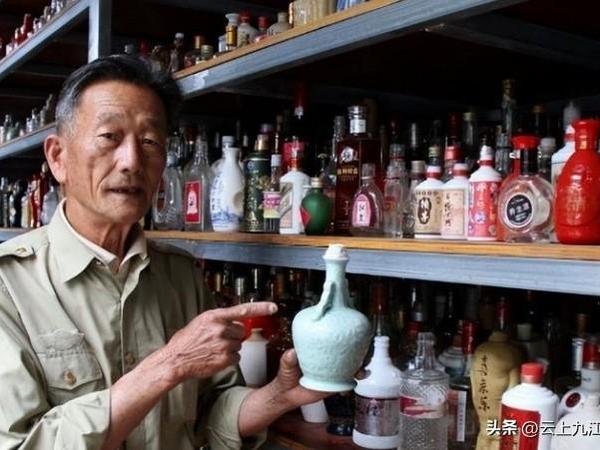 退伍大爷收藏老酒，满屋“杂牌”让网友嘲笑，行家：全都价格不菲