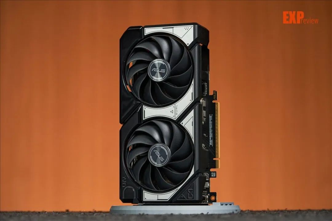GeForce RTX 5060显卡天梯榜首发评测:无Ti超Ti,全面增强的入门级新秀