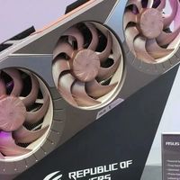Computex 2025：华硕推出多款显卡，包括猫头鹰联名款和BTF背插产品