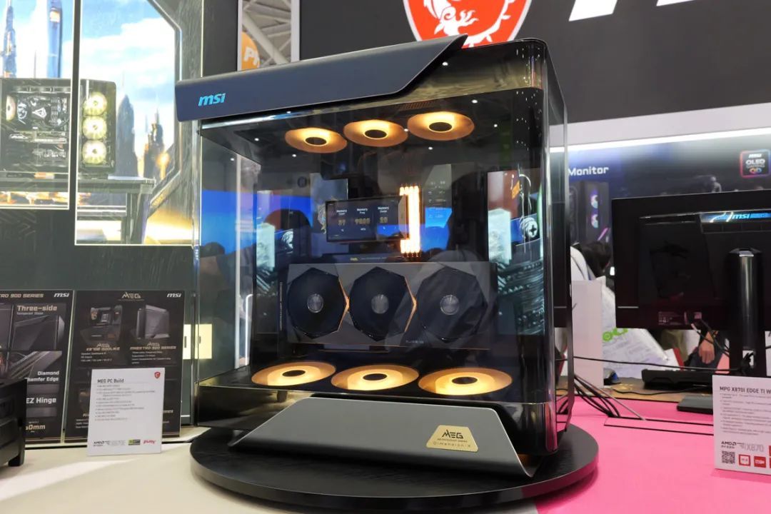 Computex 2025：微星带来全新旗舰级机箱和水冷，并发布MAG系列新电源产品