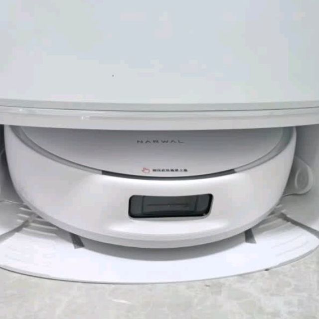 云鲸J5 Max，避障自清洁超省心