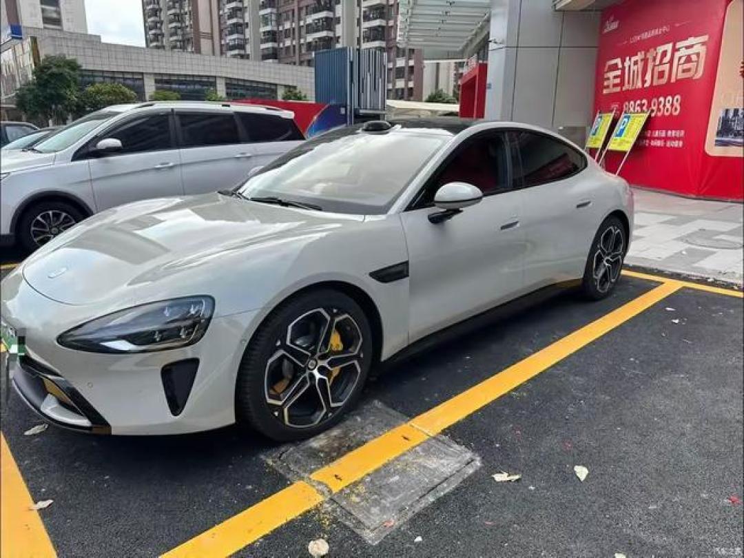 小米汽车陷维权漩涡:技术争议与虚假宣传背后的信任危机与行业警示