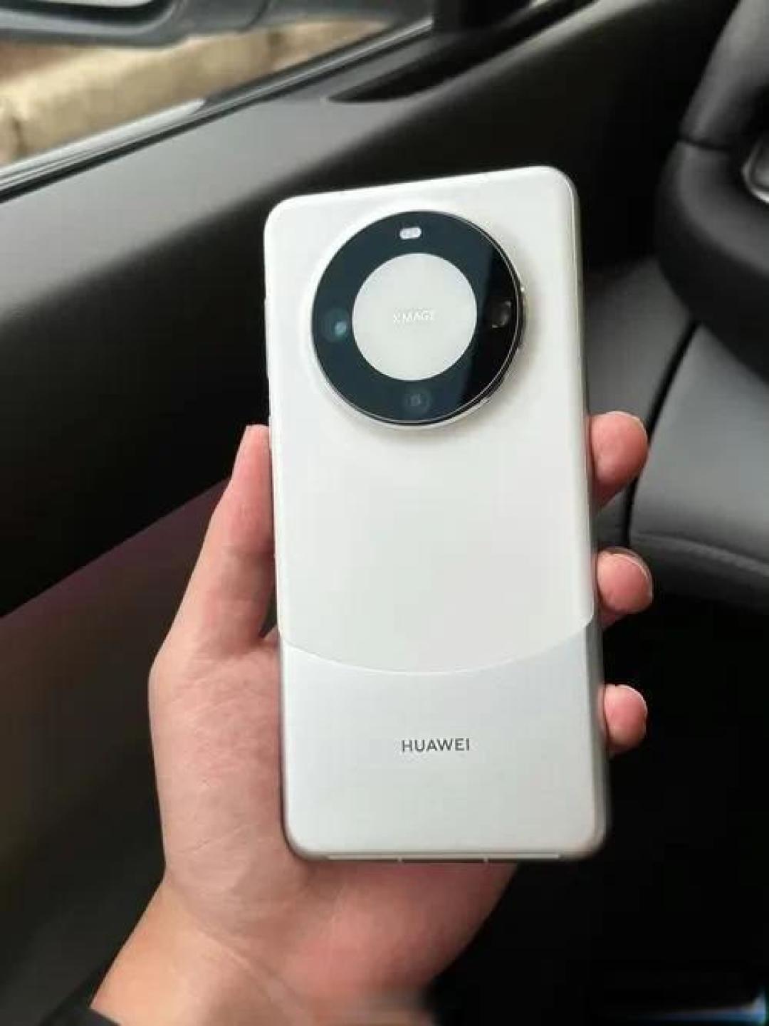 华为Mate70 Pro降价潮来袭:四款机型核心差异与避坑选购指南