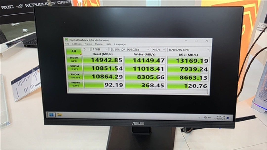 群联E28 PCIe 5.0 SSD主控狂飙14.9GB/s!功耗却只有5W