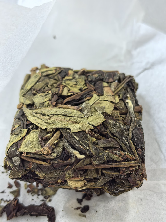 均尚乌龙茶