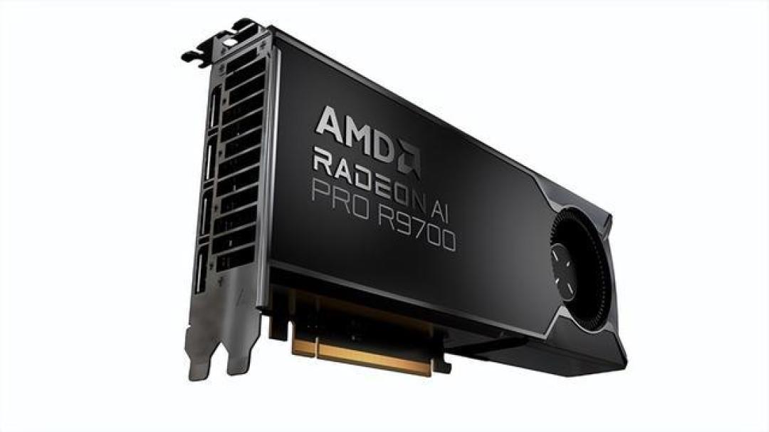AMD发布首款RDNA4专业显卡:32GB显存专攻AI大模型,四卡并联可达128GB