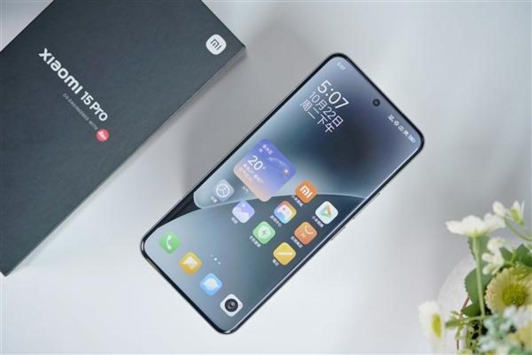 小米15 Pro全能突围:越级性能影像续航+价格策略引爆性价比之争