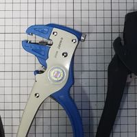 对比三款鹰嘴剥线钳