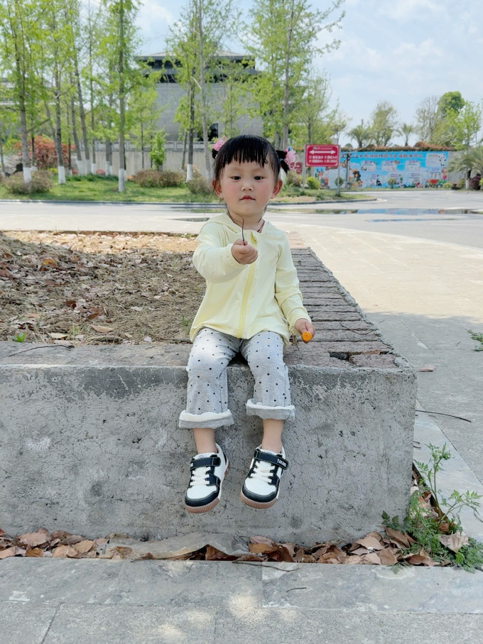 泰兰尼斯学步鞋
