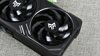 影驰RTX5070Ti金属大师黑金版OC开箱拆解评测：4K+165Hz屏新搭子 