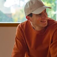 夏日男士穿搭指南：不可或缺的休闲裤