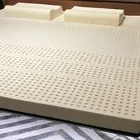 北欧风乳胶床垫提升睡眠质量