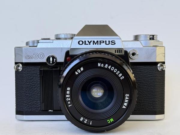 奥林巴斯的自动对焦单反相机——Olympus OM30 / OMF