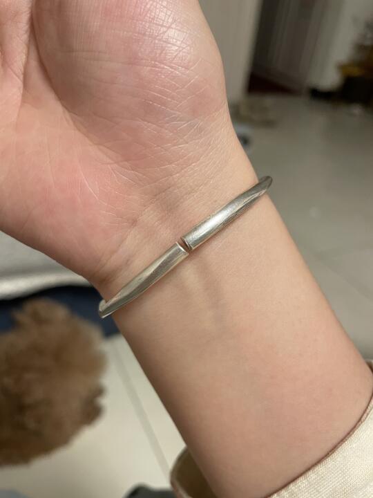 银手镯真的可以反映身体状况