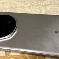 荣耀Magic7 Pro：旗舰机的“新卷王”，还是“花架子”？