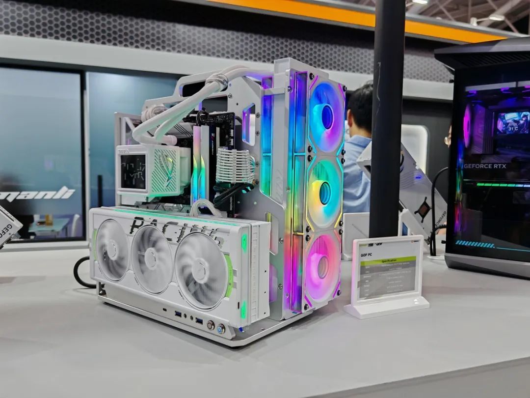 Computex 2025：万丽“白的新声”揭开面纱，白星舰显卡即将上市