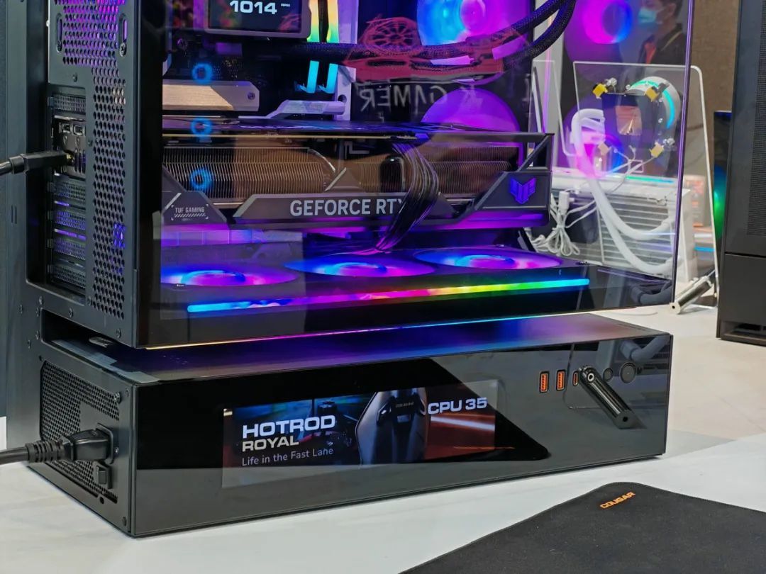 Computex 2025:骨伽推出CFV235悬浮式机箱,并带来两款全新水冷和联排风扇