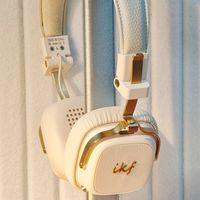 618必看的送礼清单：高颜值、好音质的复古头戴式蓝牙耳机iKF E2