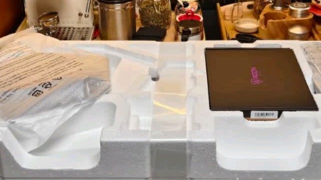 AOC AGON AG276QZD深度评测：OLED电竞屏的真实力与小遗憾