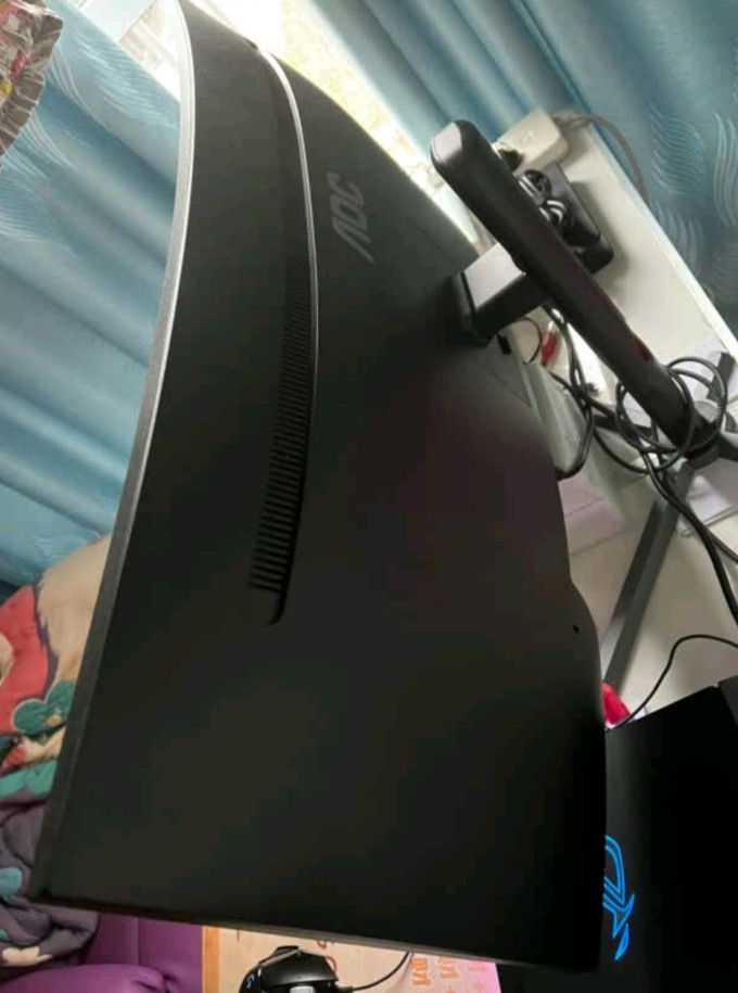 冠捷显示器