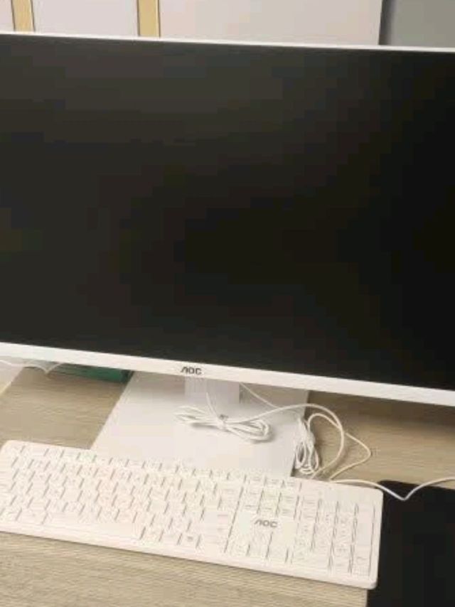 AOC一体机：27英寸大屏办公更轻松