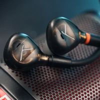 谈谈拜雅的DT 71 IE，它是怎样的一种“低音强化”？
