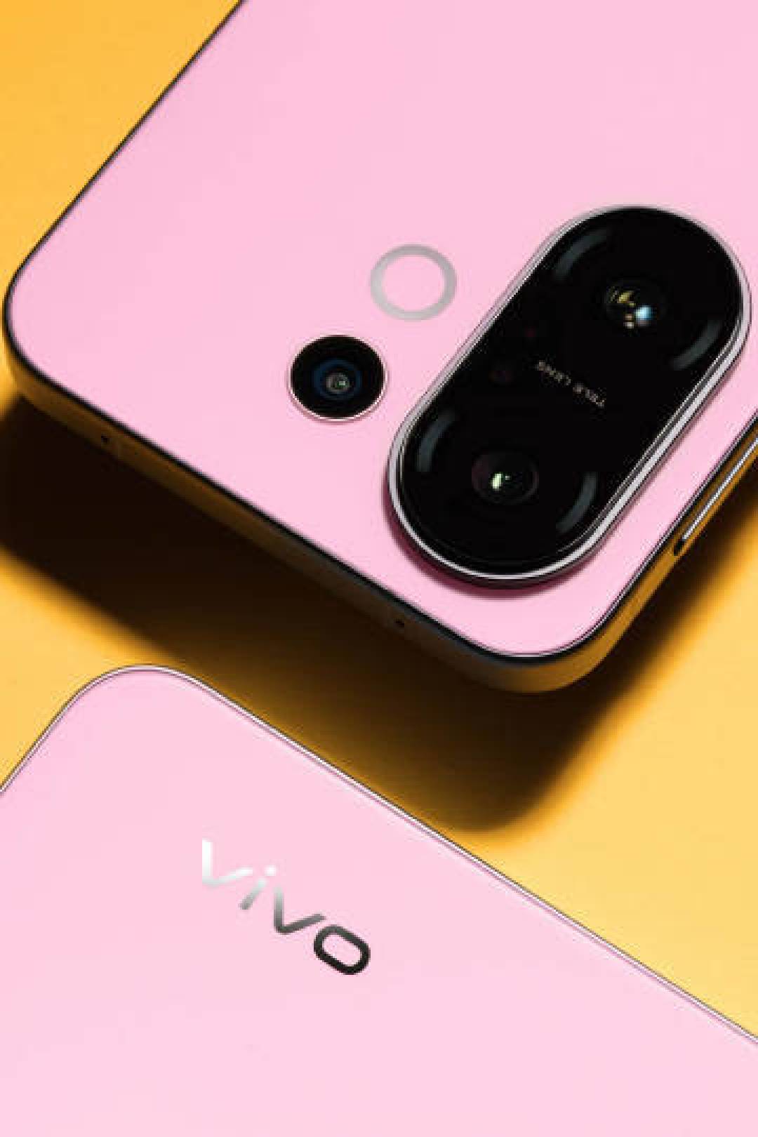vivo S30 Pro mini前瞻：小屏旗舰逆袭！天玑9300+配潜望长焦，轻薄机身塞入6500mAh电池