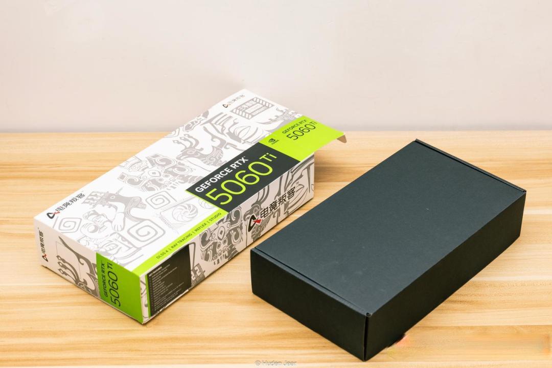 华硕RTX 5060 Ti显卡深度评测：GDDR7显存+DLSS4技术如何重划中端市场性价比边界