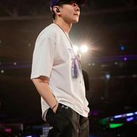 林俊杰香港演唱会全回顾：抢票大战惊险舞台与20年情怀盛宴