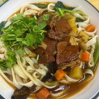 跨越三百公里的灵魂辣油：石家庄板面让我在涕泪中参透美食真谛
