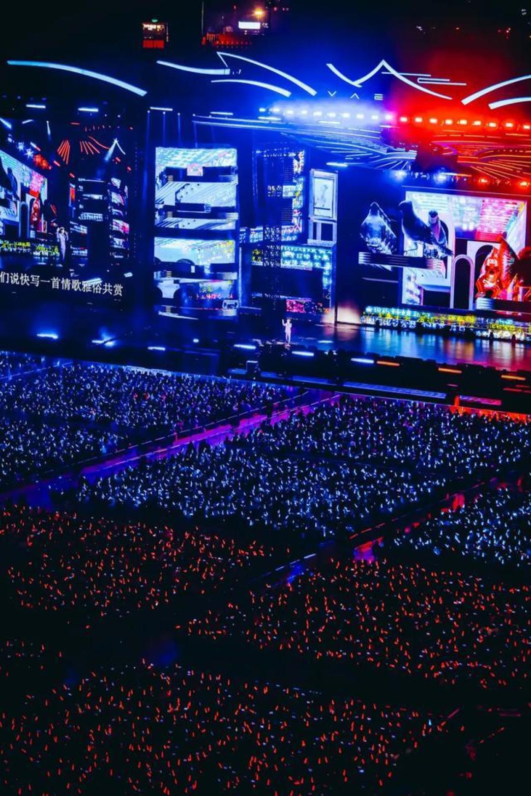许嵩巡演22城破纪录：沉浸式舞台+文旅联动刷新音乐体验