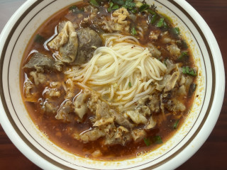 羊肉粉和羊肚包肉都很好吃