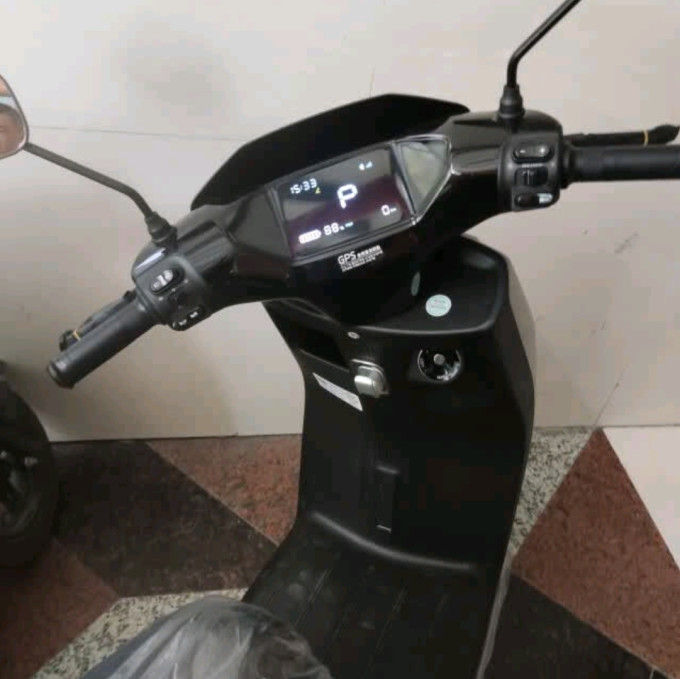雅迪摩托车整车