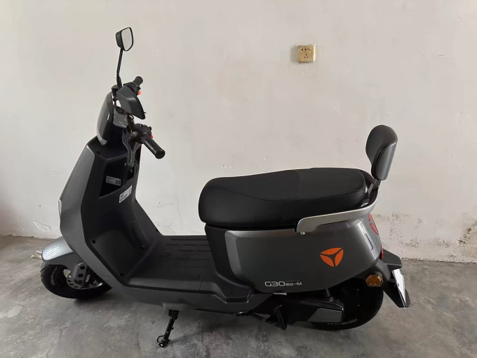 雅迪电动车整车