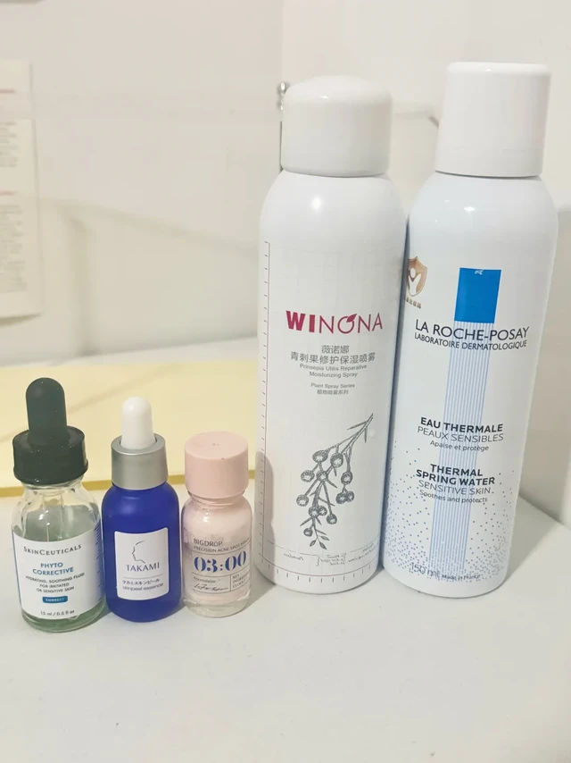请交出你们手上好用的油痘肌护肤品