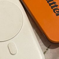 轻薄10000毫安磁吸充电宝