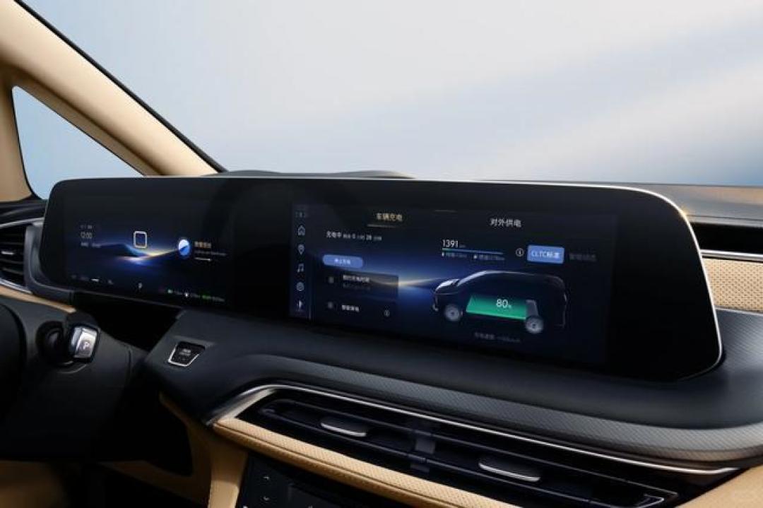 别克GL8陆尚插混MPV实测油耗5.6L，1420km续航如何炼成？