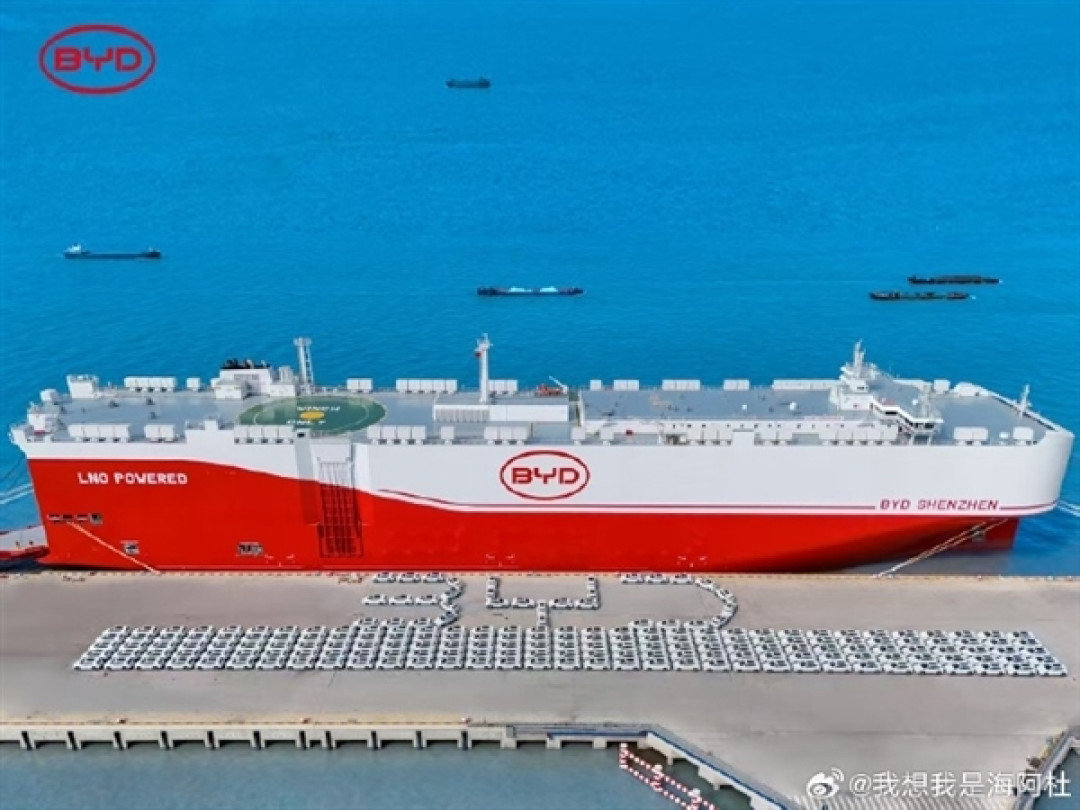 “济南”号!比亚迪出海舰队第八搜汽车滚装船即将出坞