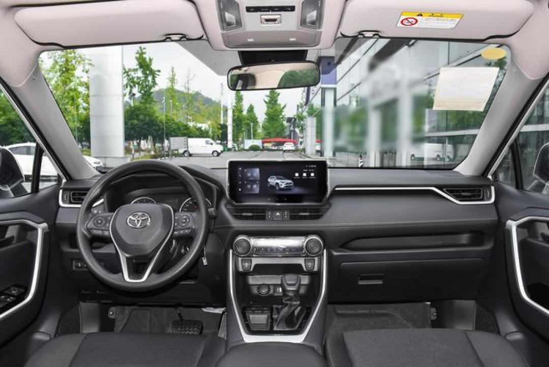 丰田RAV4荣放试驾报告:家庭用户必看!实测优缺点解析值不值得买