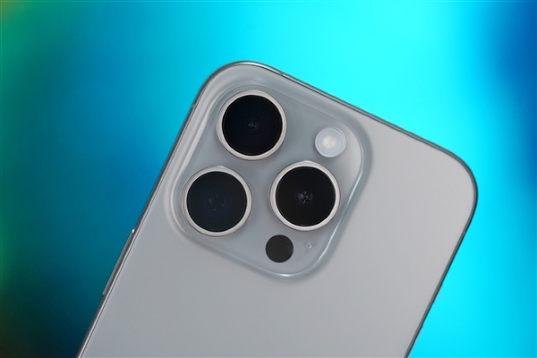iPhone手机如果美国产一部卖2.5万!苹果将硬扛关税