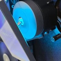 Computex 2025：安钛克展示Vortex View AIO，配备360°可旋转5英寸IPS屏