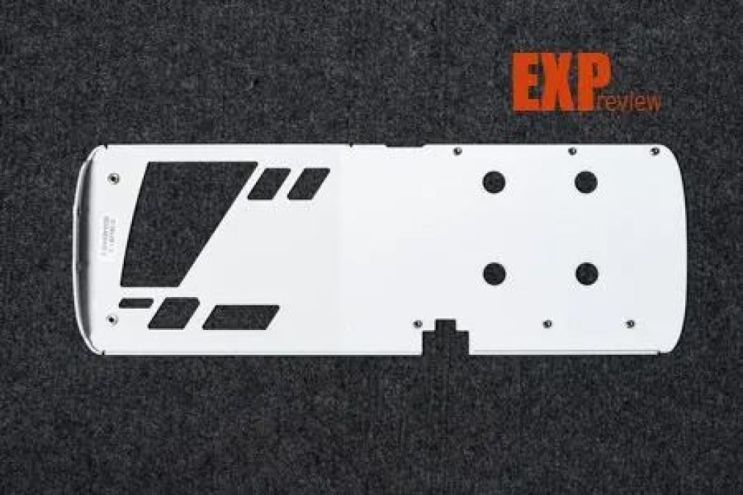 索泰RTX 5060 8GB XGAMING OC显卡评测：融合潮流元素，高效散热设计