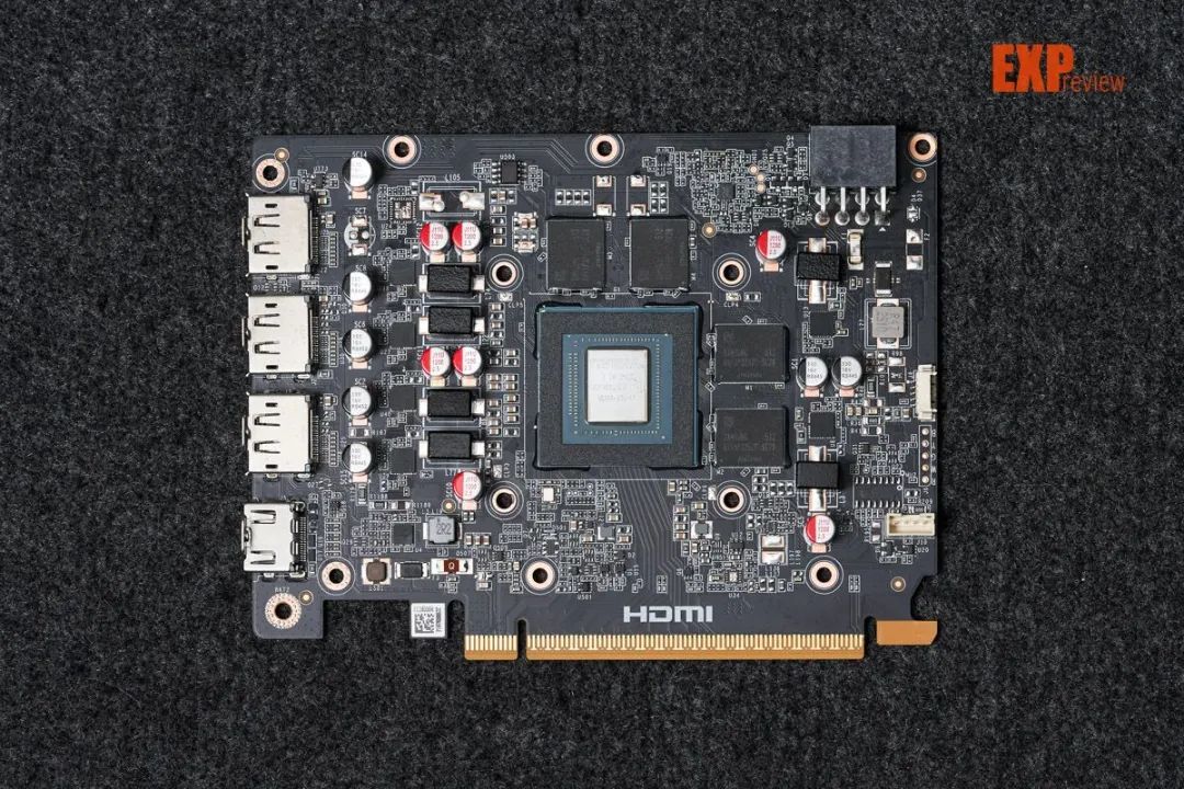索泰RTX 5060 8GB XGAMING OC显卡评测：融合潮流元素，高效散热设计